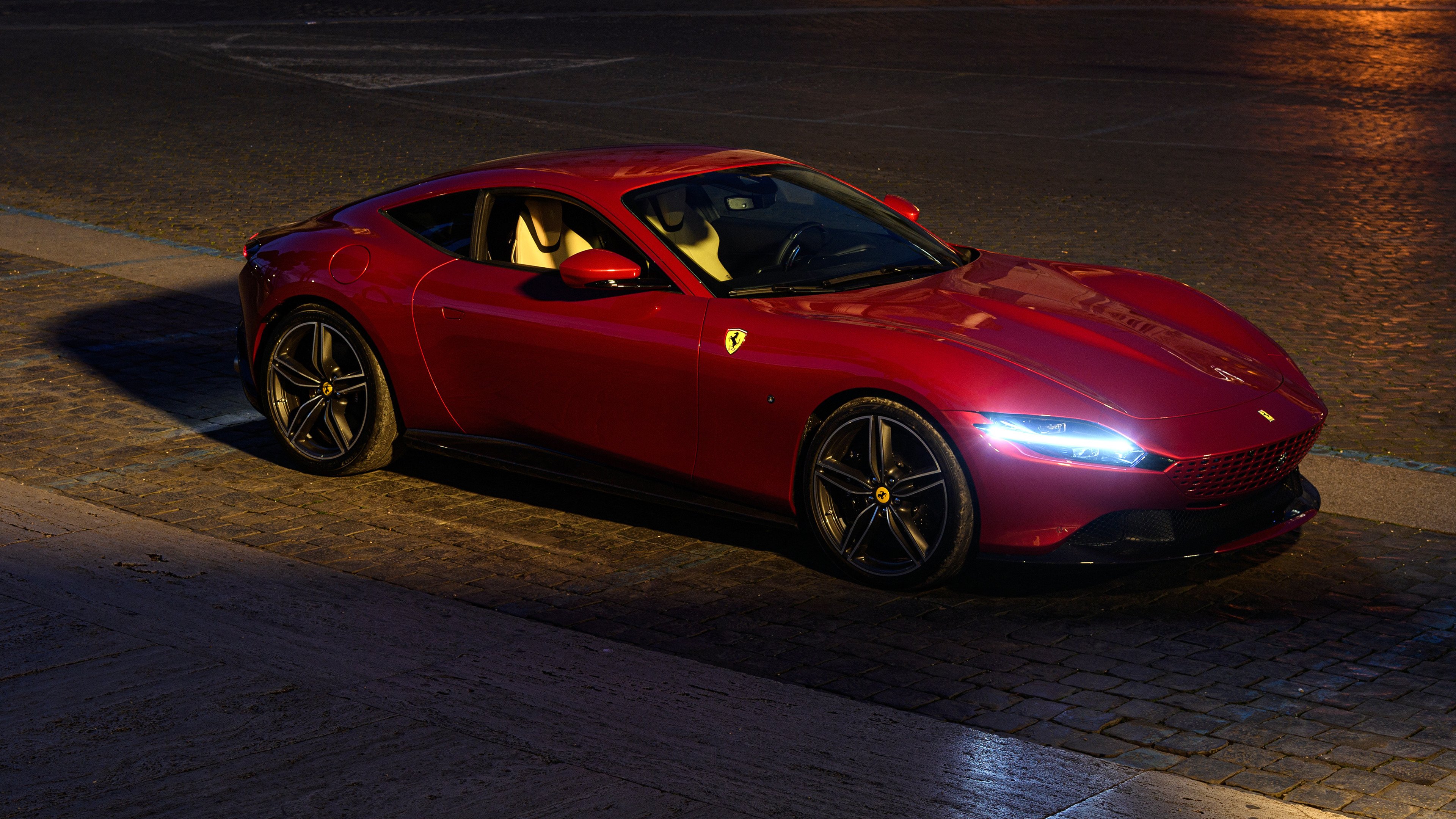 开云投注-利物浦主场大胜尤文图斯,锁定欧冠四强,利物浦对尤文图斯