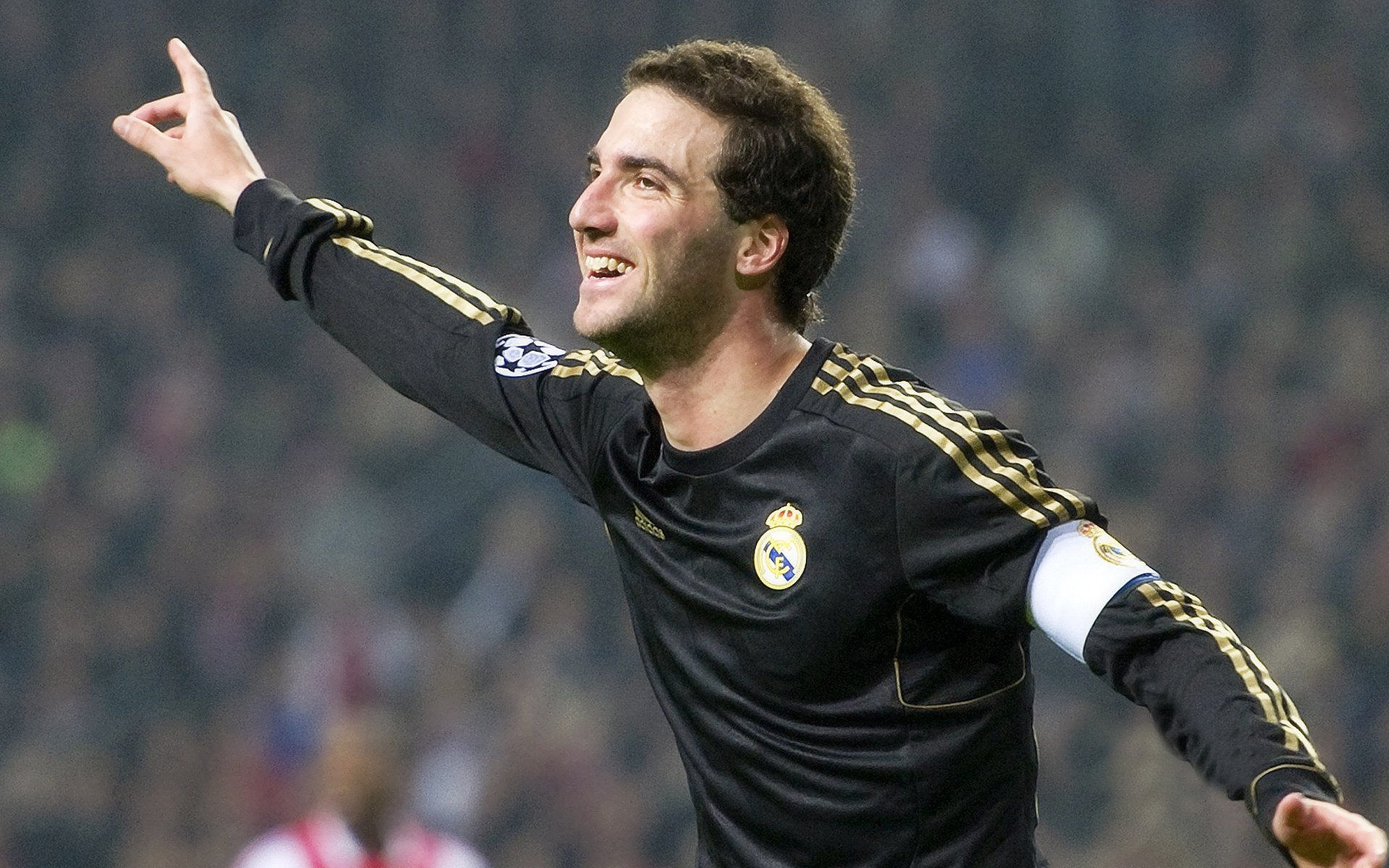 国际拳击联合会举办裁判培训班，国际拳击联合会拳王